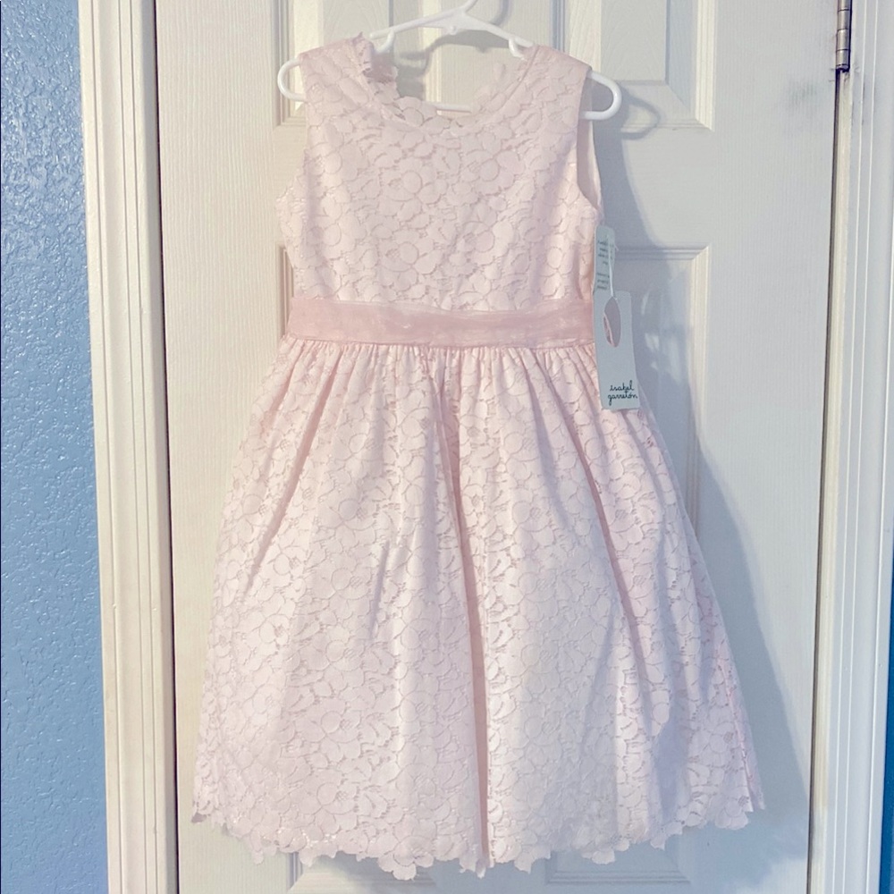 NWT Isabel Garretón Elegant Pink Lace Girls Dress